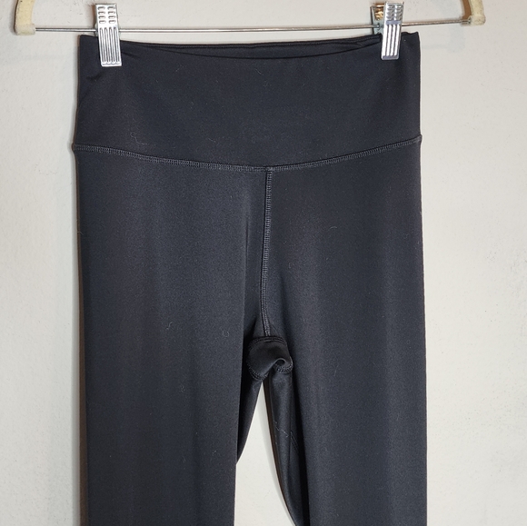 REVOLVE WellBeing + BeingWell FlowWell Sol Stirrup Legging Black Size Small - Picture 13 of 14